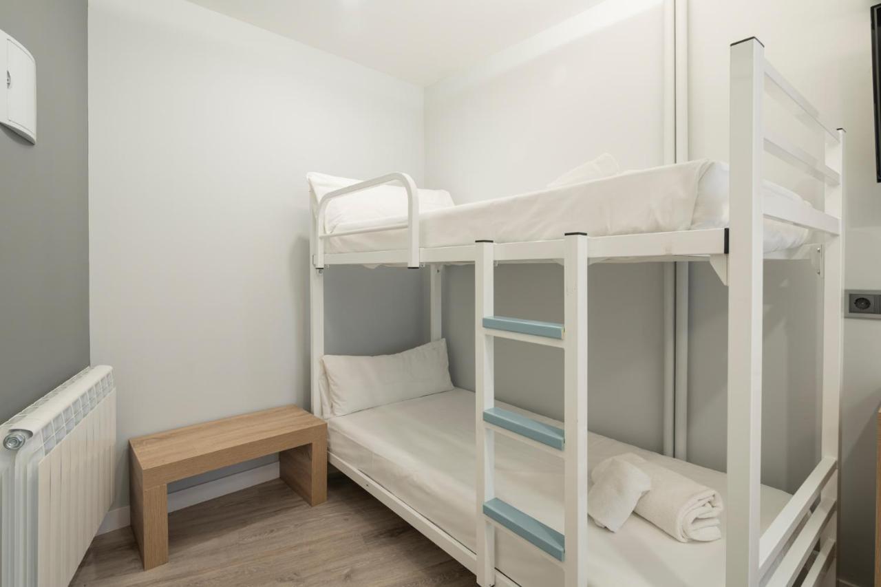 Albergue Alda Pilgrim Понферрада Экстерьер фото