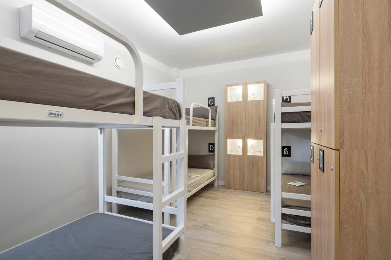 Albergue Alda Pilgrim Понферрада Экстерьер фото