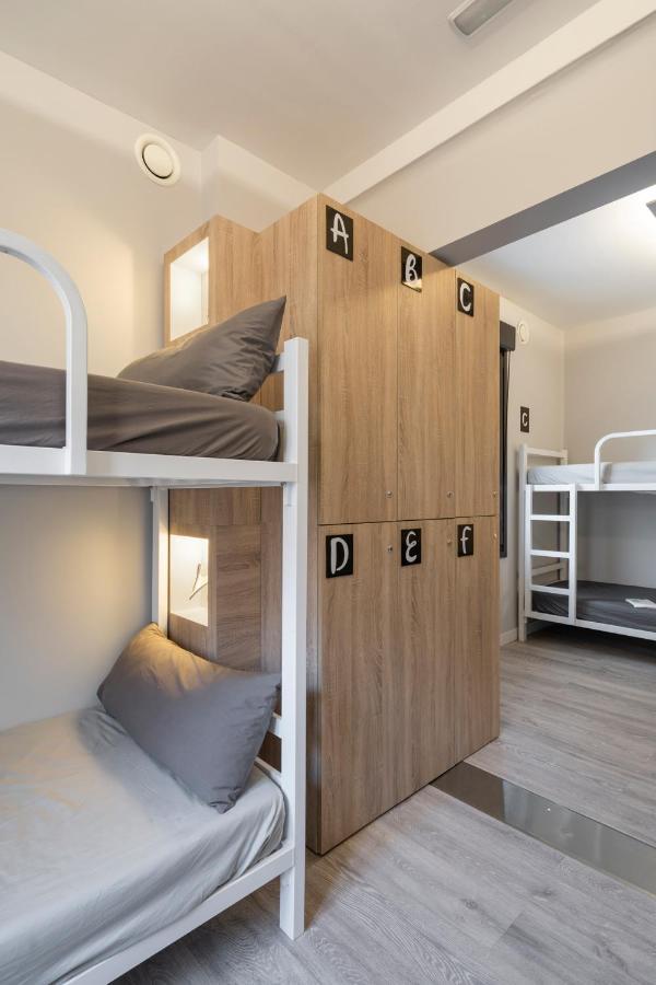 Albergue Alda Pilgrim Понферрада Экстерьер фото