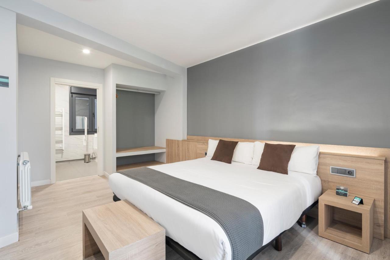 Albergue Alda Pilgrim Понферрада Экстерьер фото