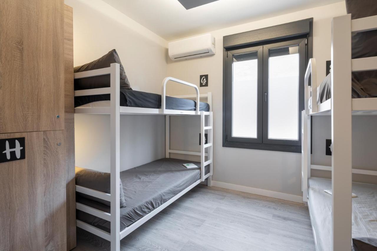 Albergue Alda Pilgrim Понферрада Экстерьер фото